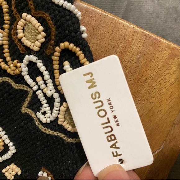 NWT Paisley Beaded Embroidered Wooden Frame Clutch - Picture 7 of 10